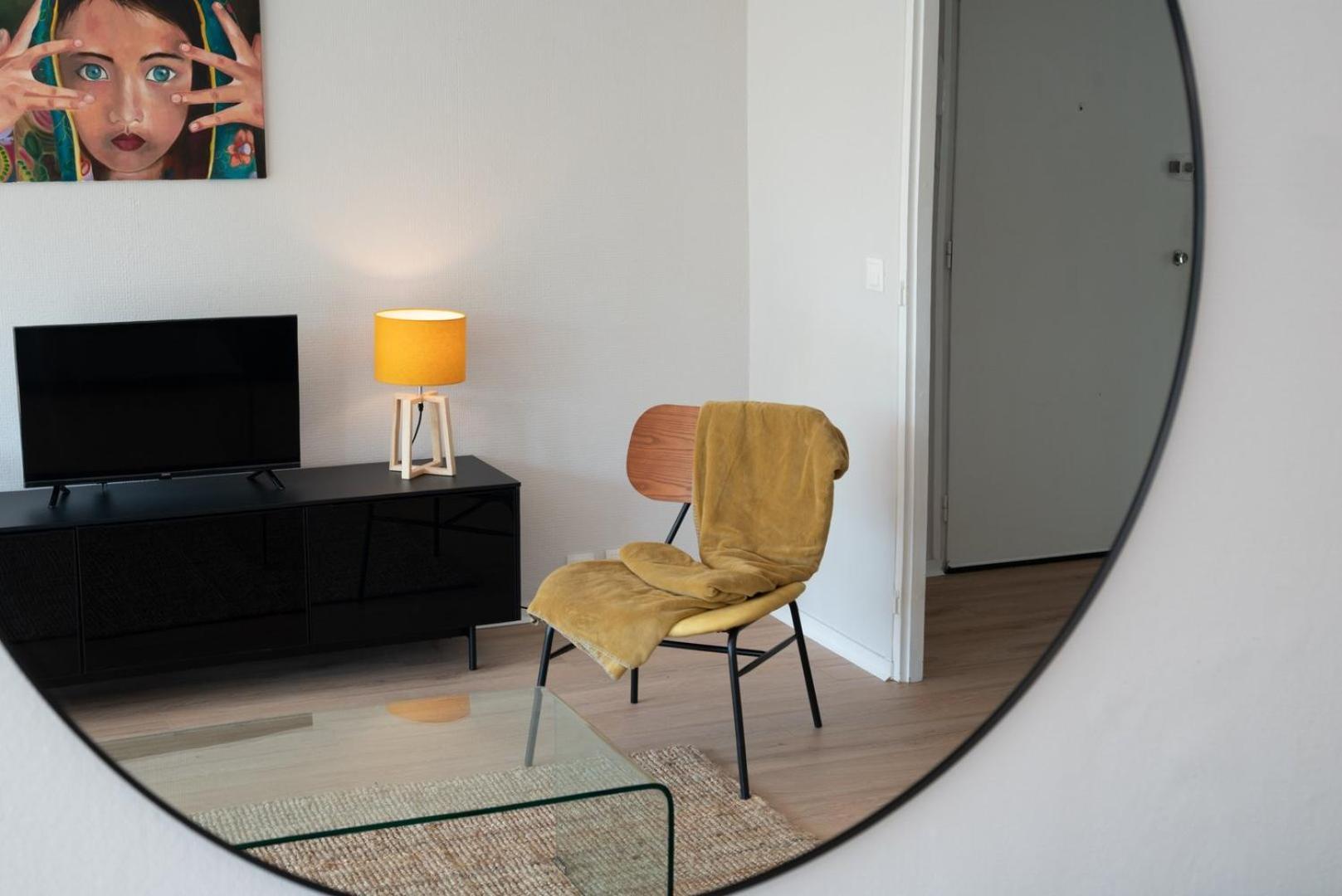 Spacious 3 Bedroom Apartment & Private Parking! Lambersart Ngoại thất bức ảnh