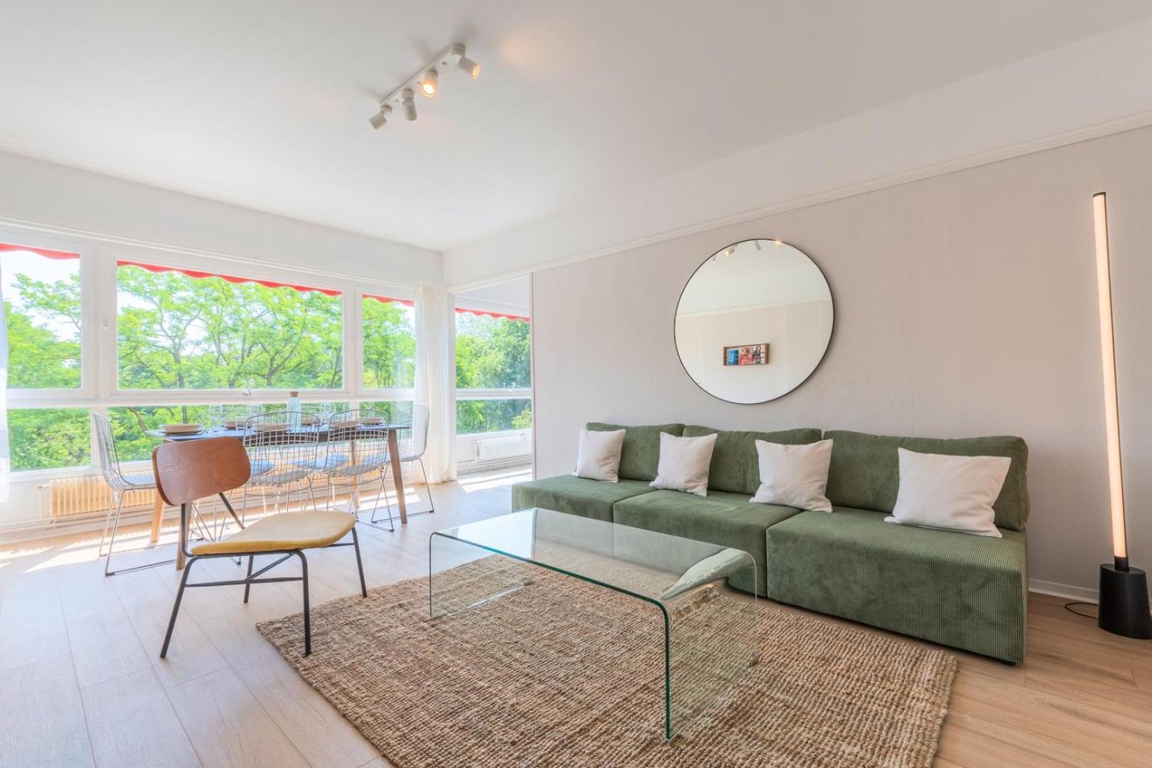 Spacious 3 Bedroom Apartment & Private Parking! Lambersart Ngoại thất bức ảnh